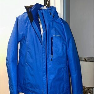 Columbia Blue Performance Jacket with Advanced Insulation